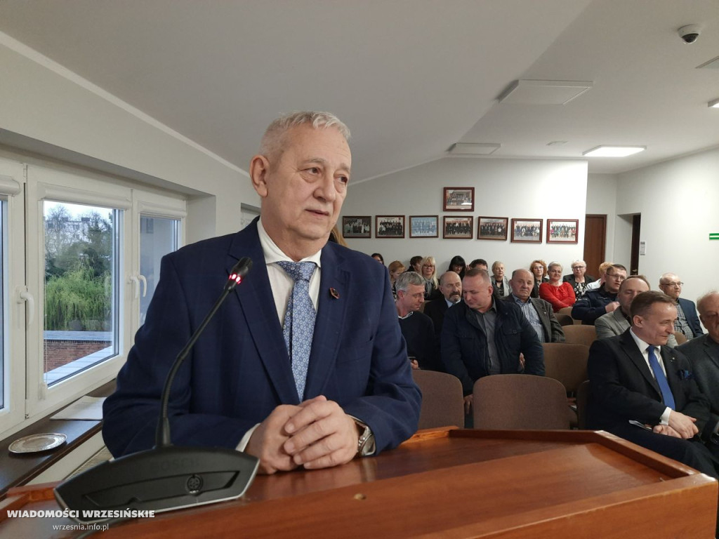 Otrzymał odznakę od ministra zdrowia [FOTO]