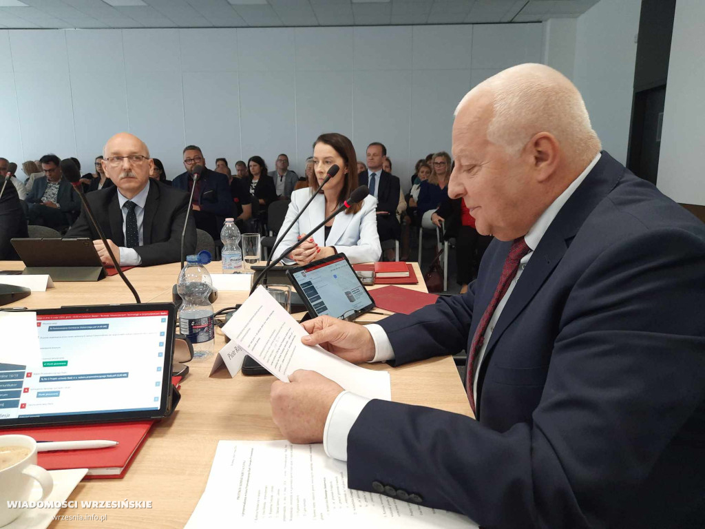 Sesja nowej Rady Powiatu Wrzesińskiego