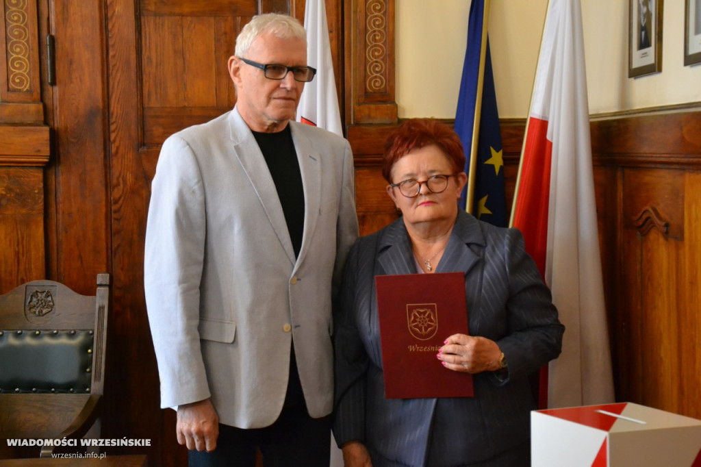 Ślubowanie burmistrza Tomasza Kałużnego
