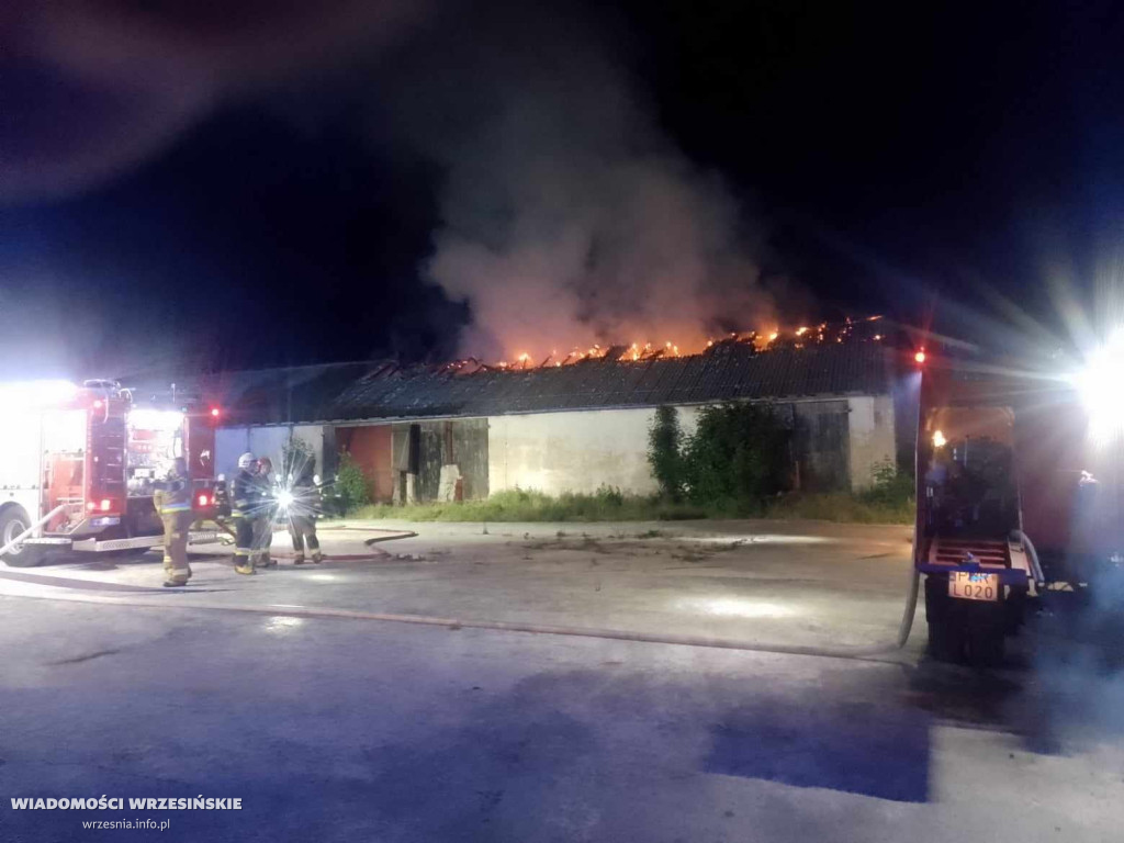 Pożar dawnego budynku PGR [FOTO]