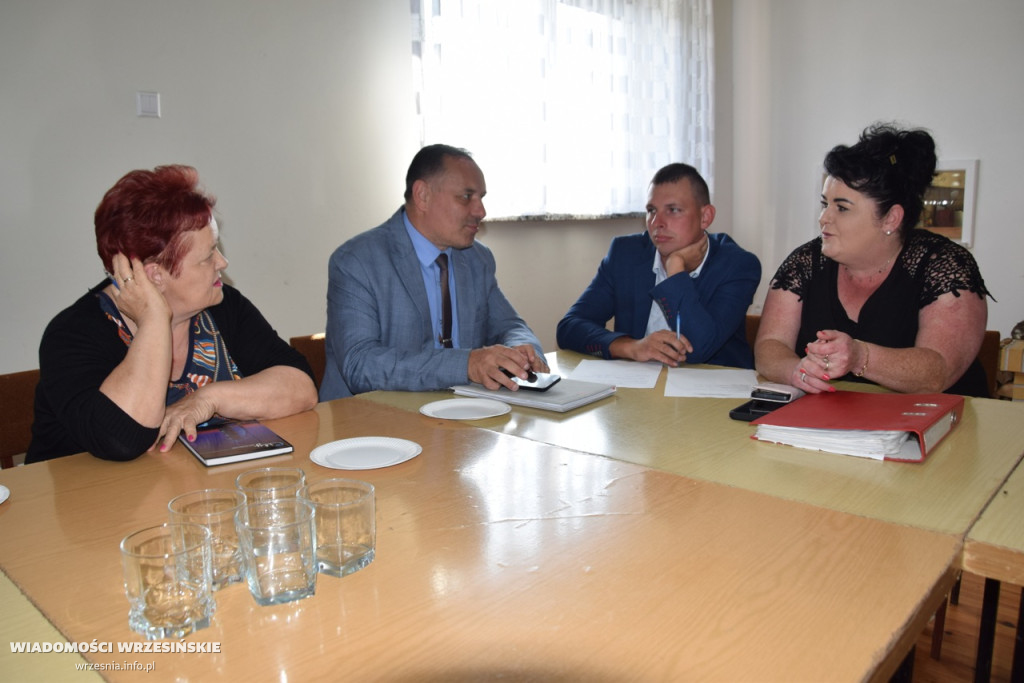 Zebranie wiejskie w Osowie