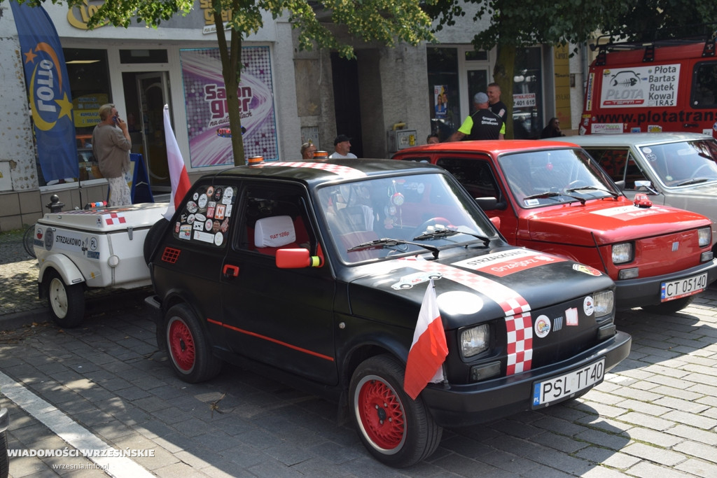 Piknik motoryzacyjny na wrzesińskim rynku