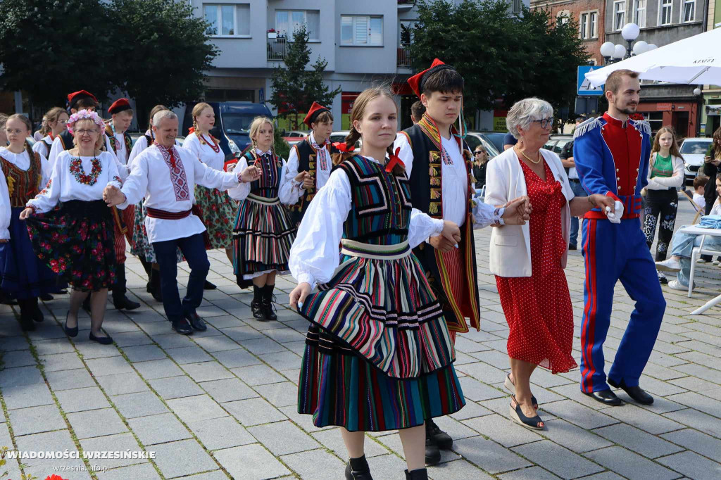 Łączący Pokolenia Polonez