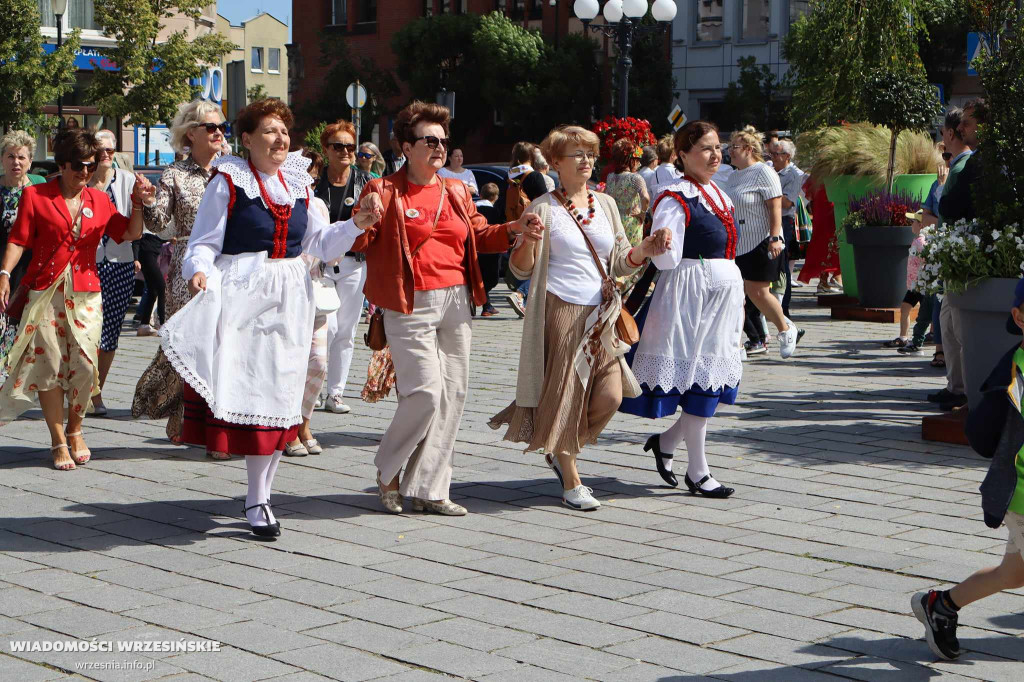 Łączący Pokolenia Polonez