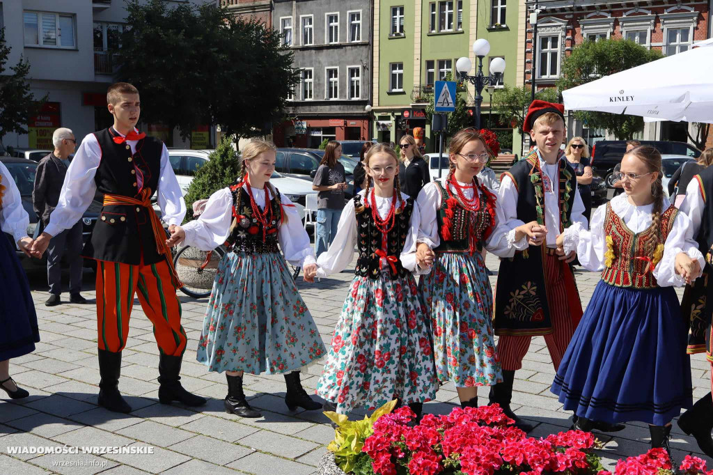 Łączący Pokolenia Polonez