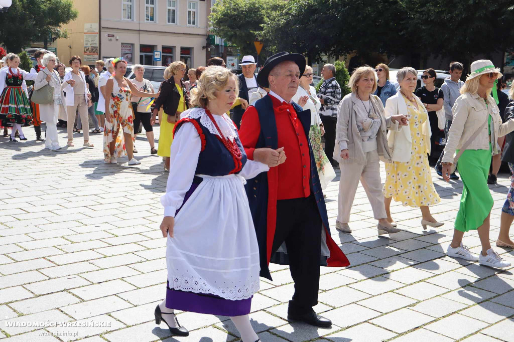 Łączący Pokolenia Polonez