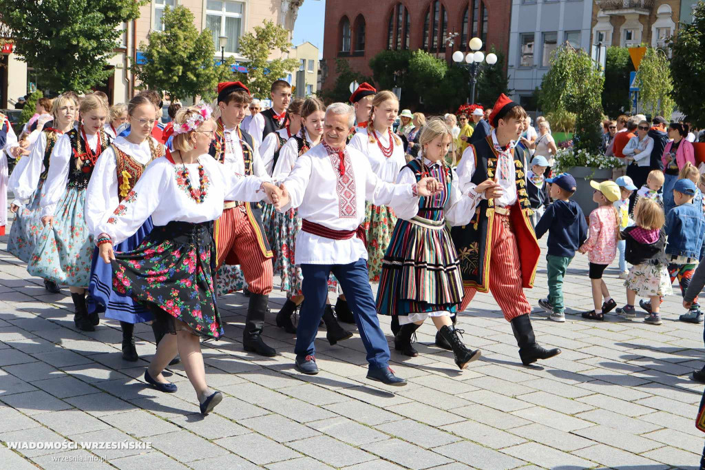 Łączący Pokolenia Polonez