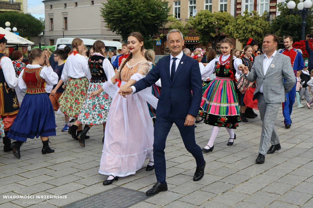 Łączący Pokolenia Polonez