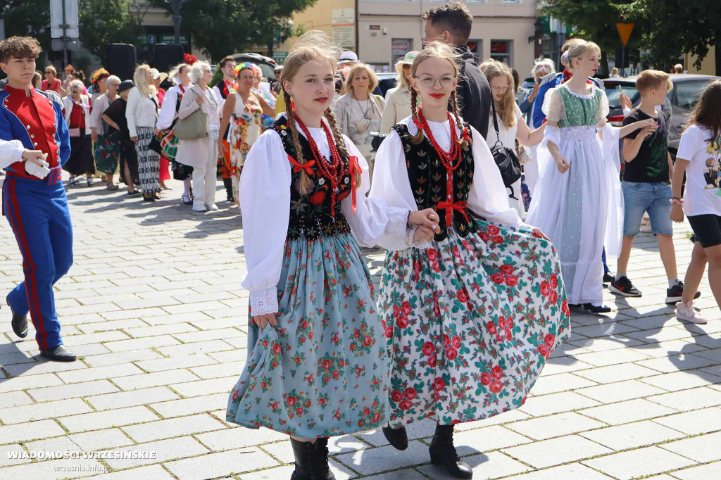 Łączący Pokolenia Polonez