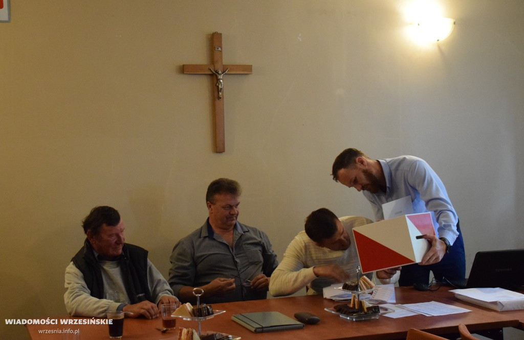 Zebranie wiejskie w Strzyżewie