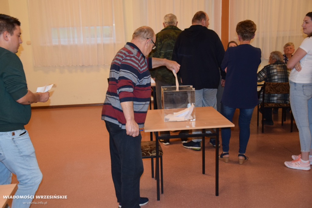 Zebranie wiejskie we Wszemborzu