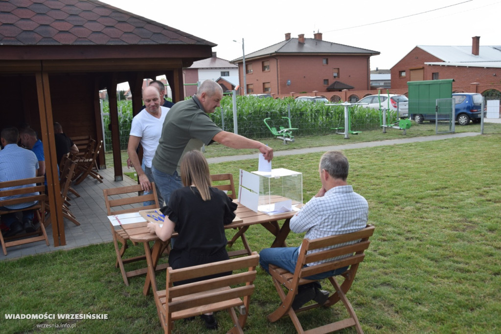 Zebranie wiejskie w Cieślach Wielkich