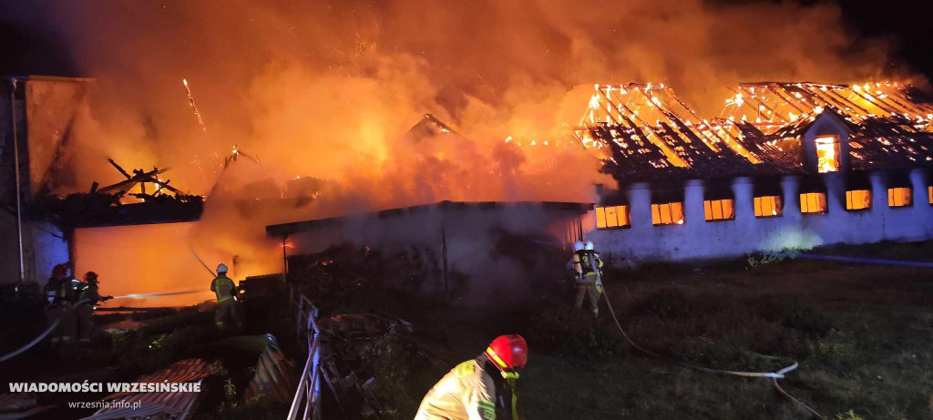 Ogromny pożar. Stodoła spłonęła doszczętnie FOTO