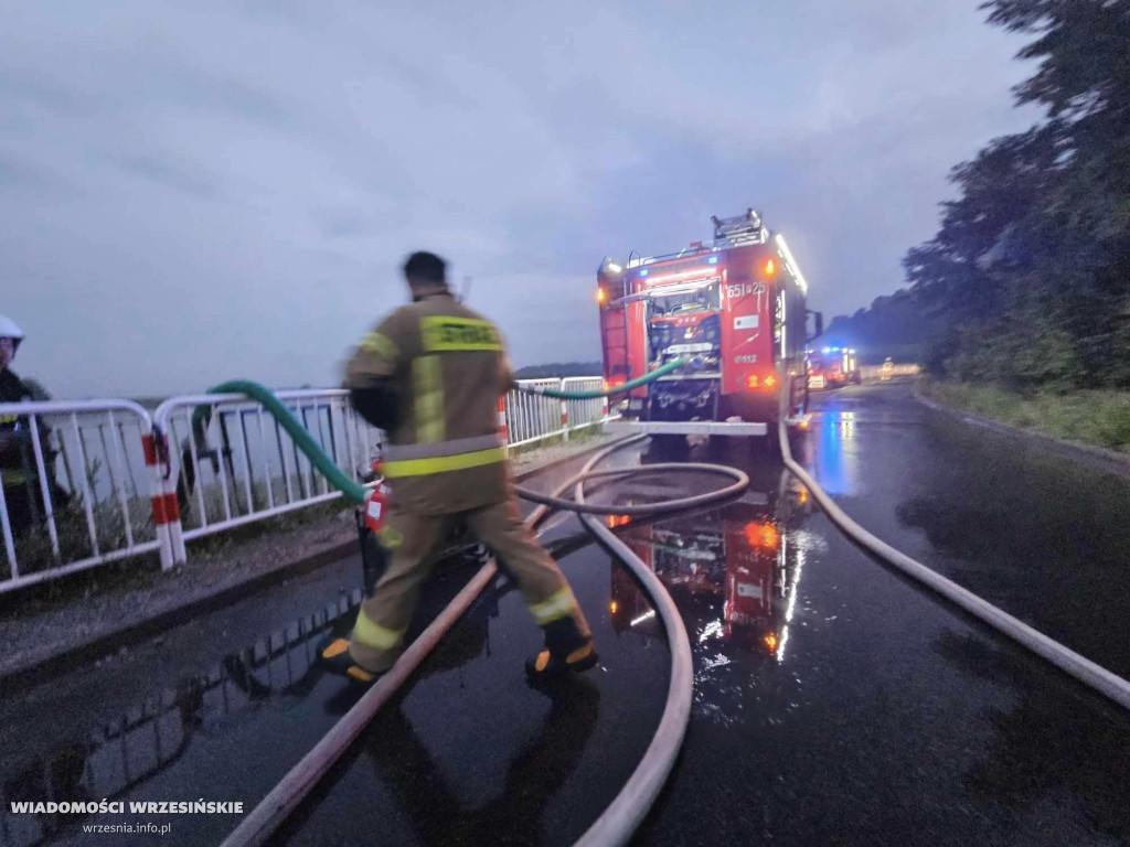 Ogromny pożar. Stodoła spłonęła doszczętnie FOTO