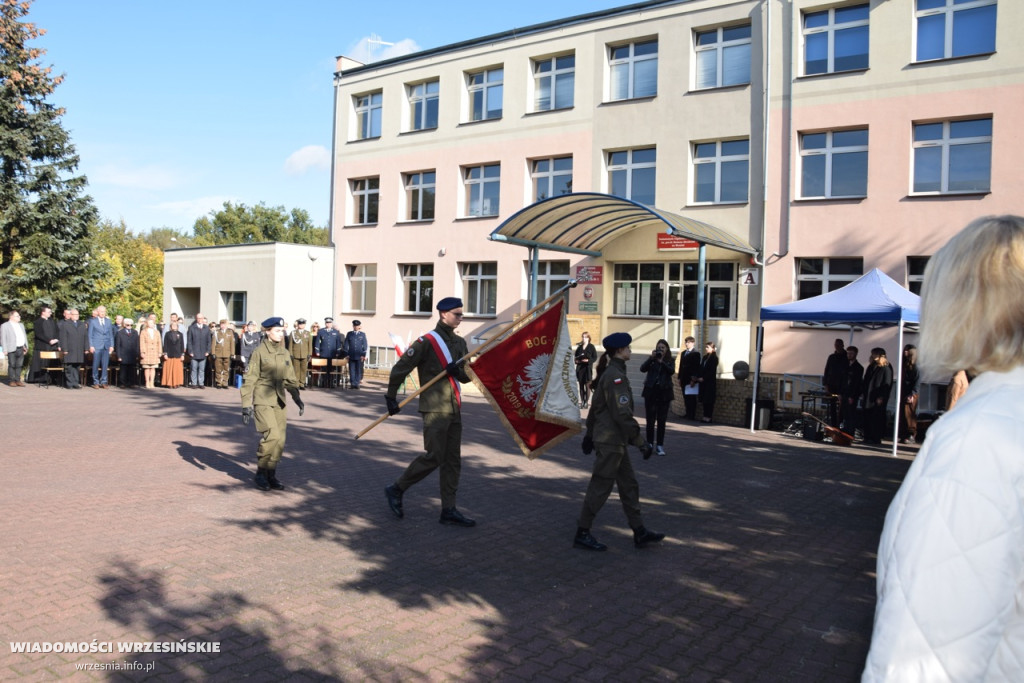 Ślubowanie pierwszoklasistów ZSTiO