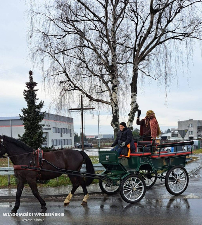 Orszak Trzech Króli w parafii Kazimierza