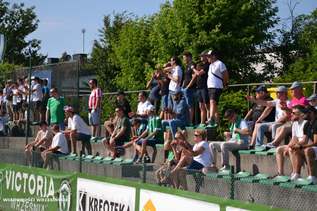 Victoria Września - Biali Sądów