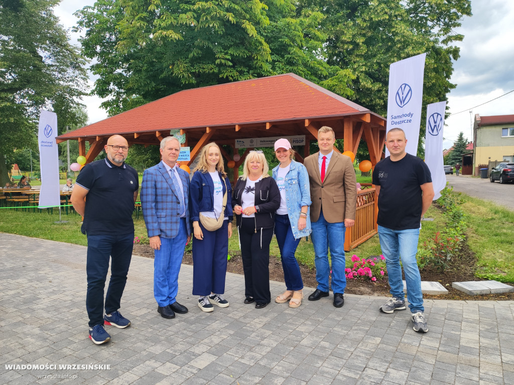 Wiejska świetlica pod gołym niebem już gotowa!