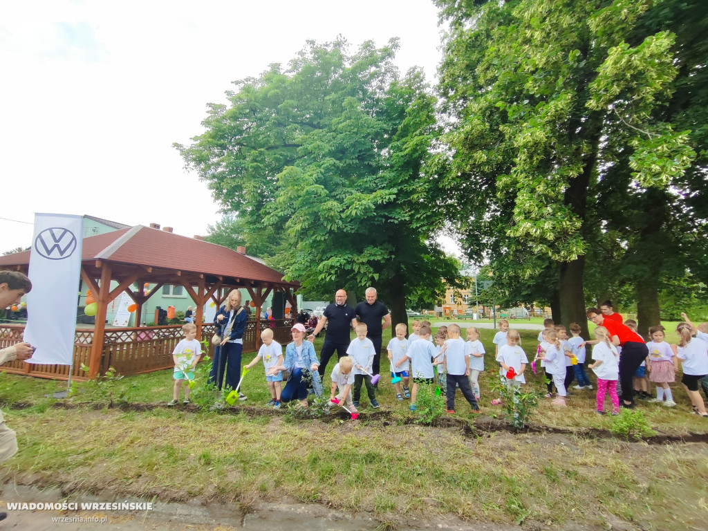 Wiejska świetlica pod gołym niebem już gotowa!