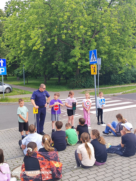 Bezpieczniej na hulajnogach.