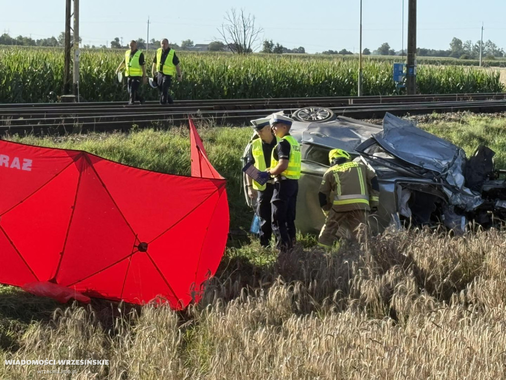 28-latek zginął z zderzeniu z pociągiem [FOTO]