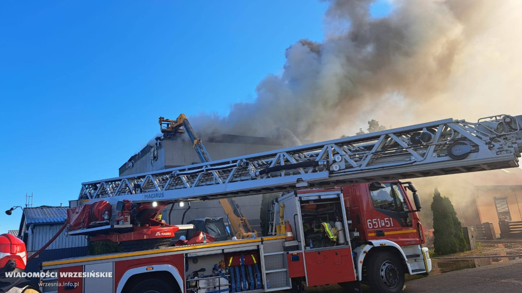 Pożar tartaku. Są bardzo duże straty [FOTO]