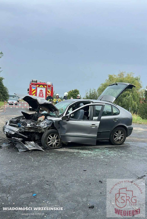 Zderzenie osobówki z pojazdem ciężarowym