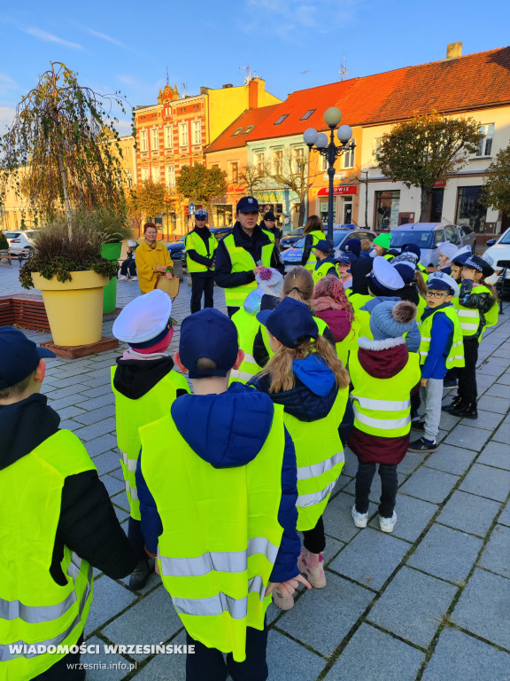 Odblaskowa szkoła na ulicach Wrześni