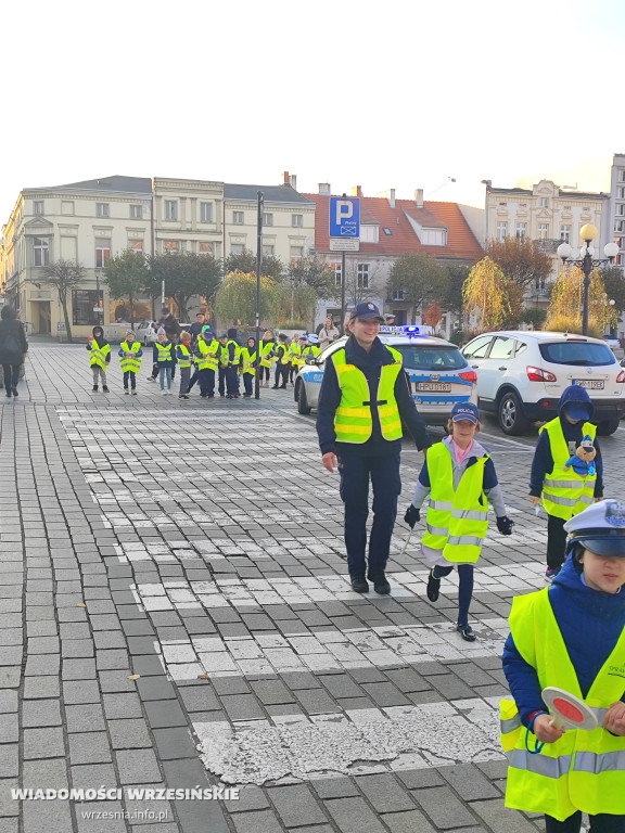 Odblaskowa szkoła na ulicach Wrześni