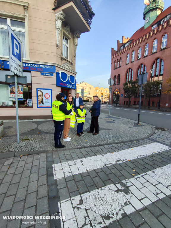 Odblaskowa szkoła na ulicach Wrześni