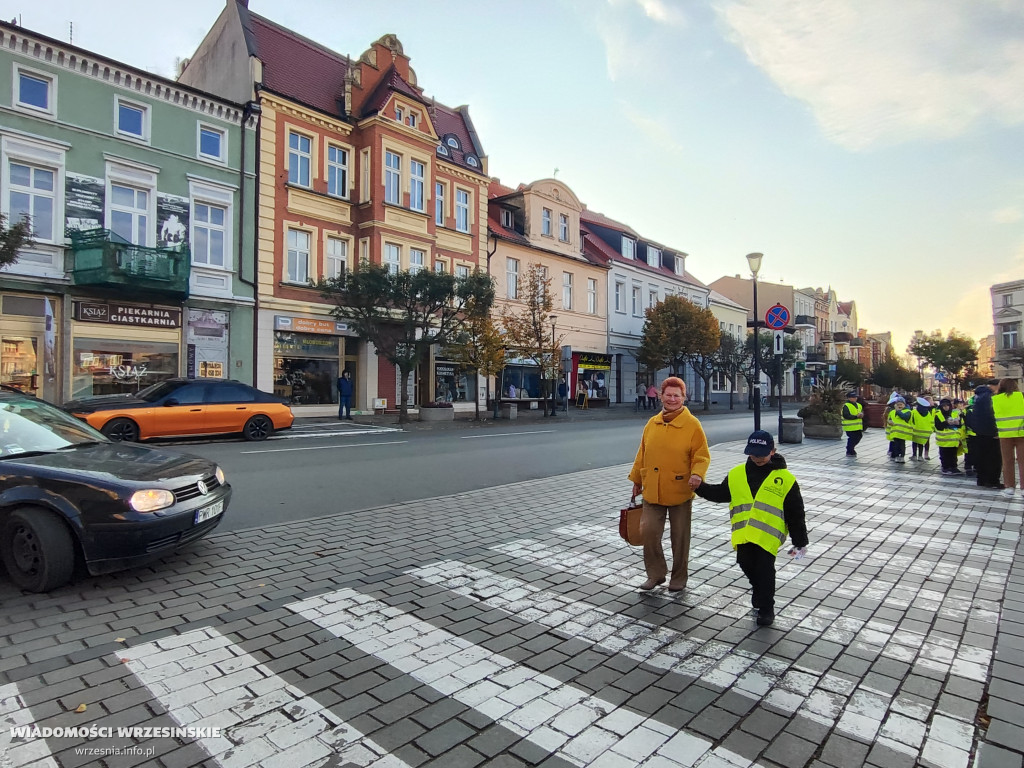 Odblaskowa szkoła na ulicach Wrześni