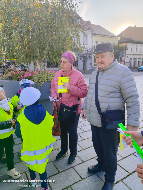 Odblaskowa szkoła na ulicach Wrześni