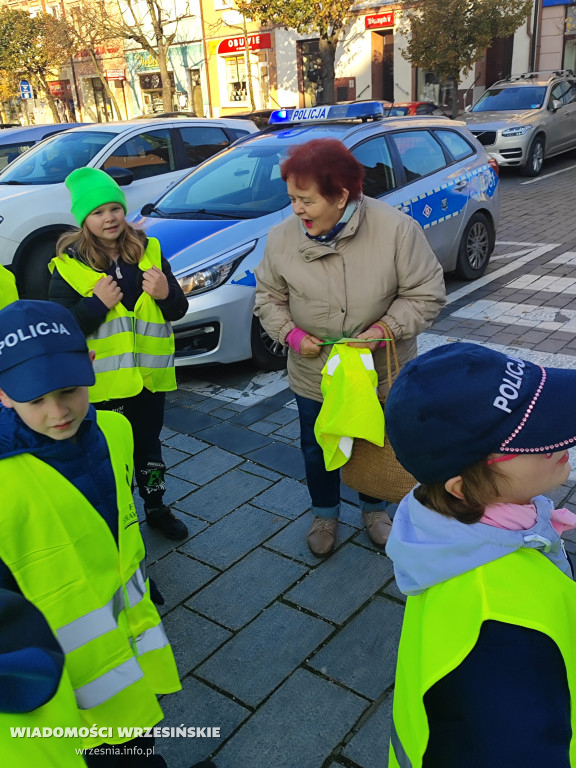 Odblaskowa szkoła na ulicach Wrześni