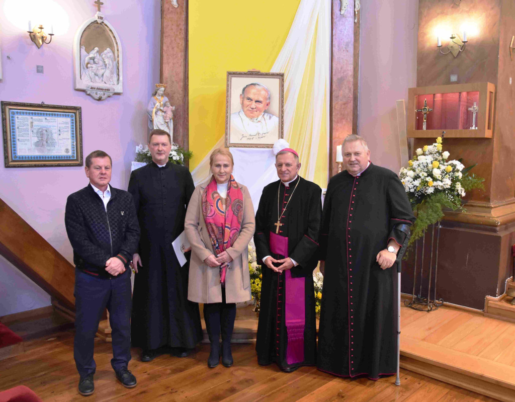 Relikwie Jana Pawła II w Kołaczkowie