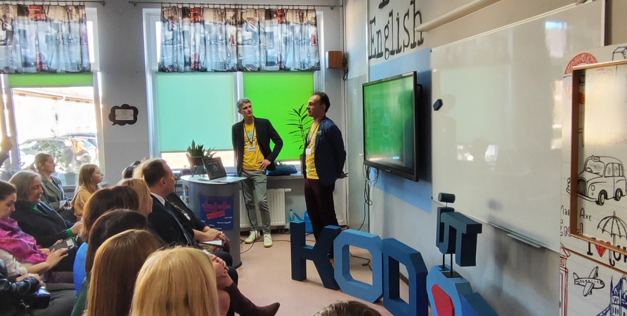 Nobliści + nowe technologie = Koderek