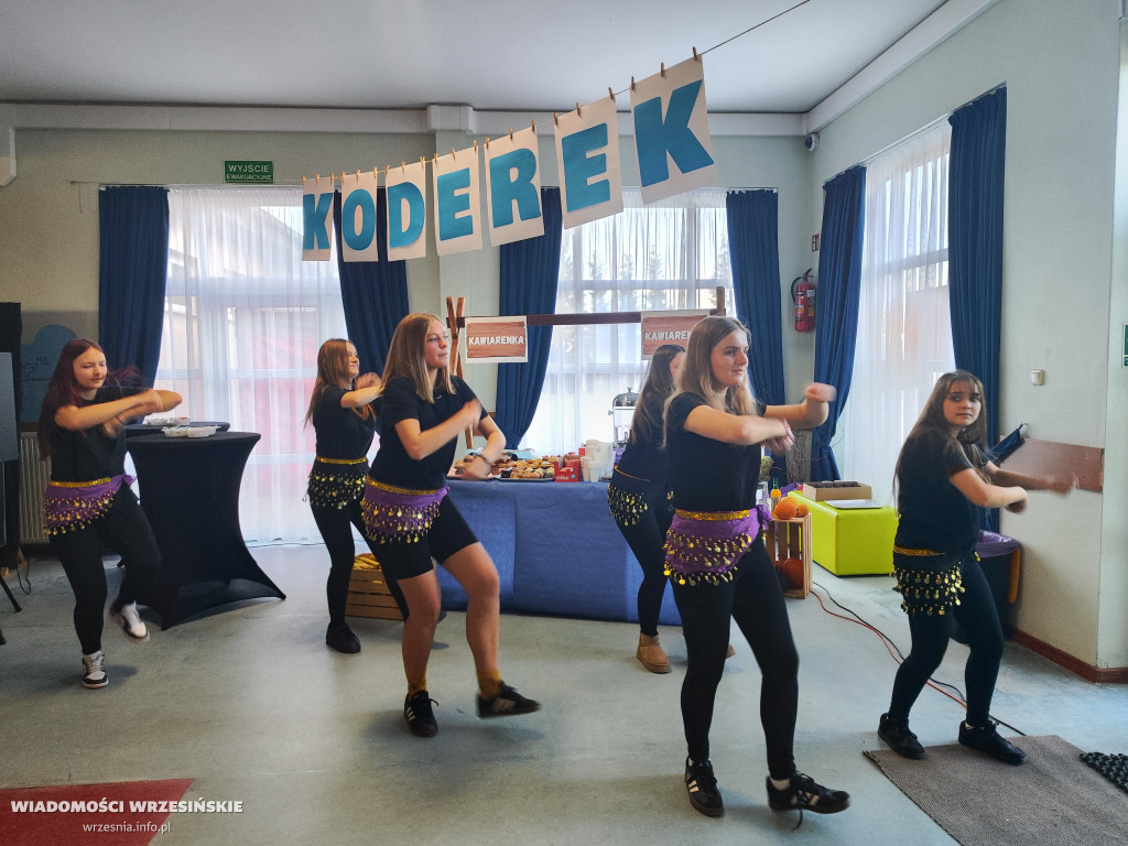 Nobliści + nowe technologie = Koderek