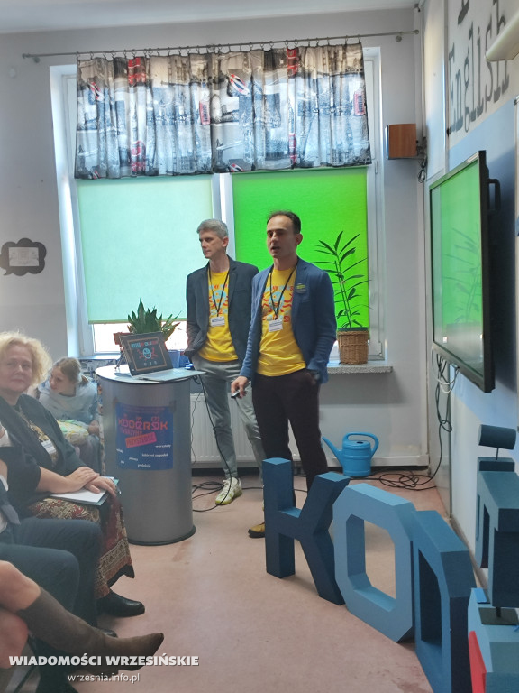 Nobliści + nowe technologie = Koderek