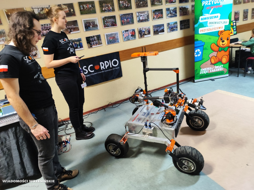 Nobliści + nowe technologie = Koderek