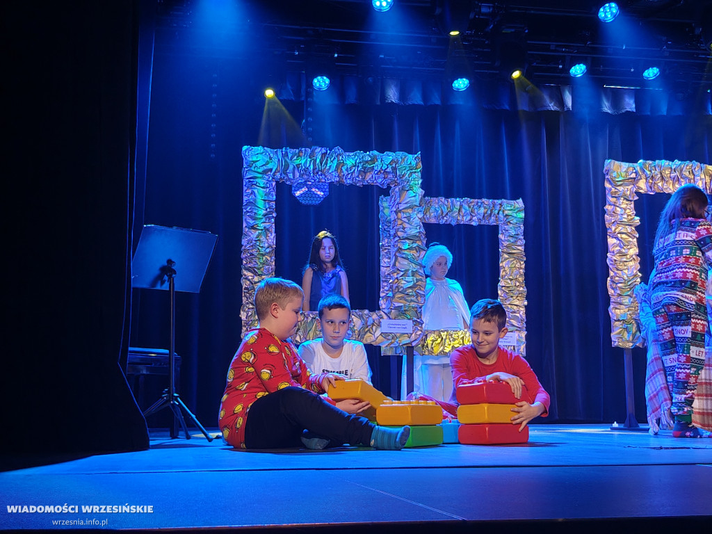 Magia Świąt Bożego Narodzenia w SSP 2