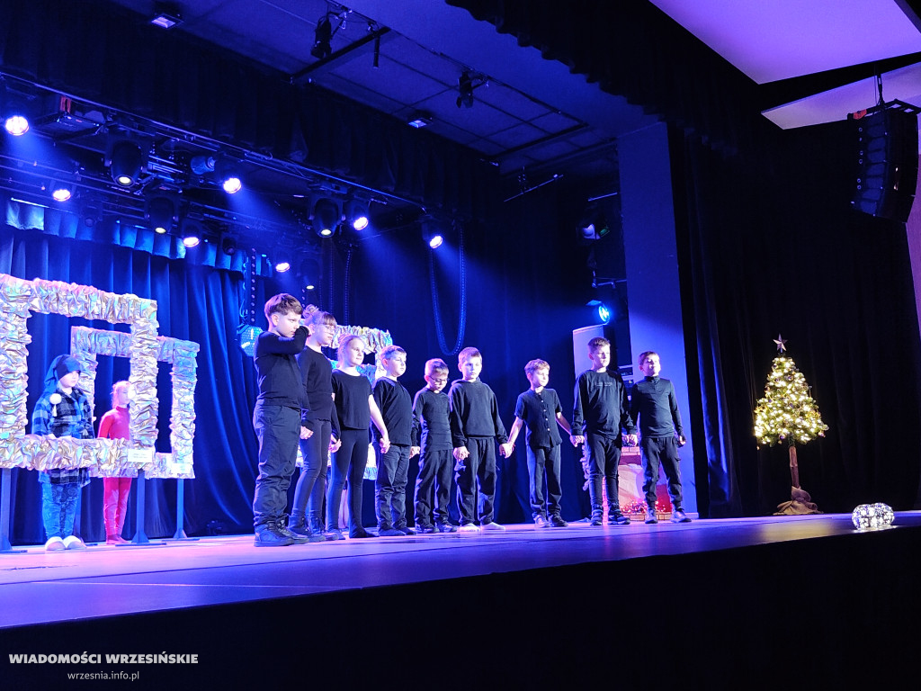 Magia Świąt Bożego Narodzenia w SSP 2