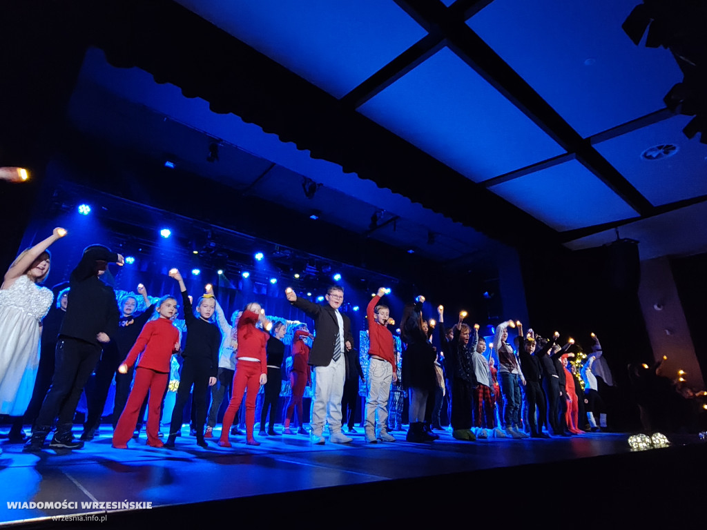 Magia Świąt Bożego Narodzenia w SSP 2