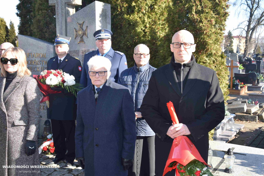Pomnik gen. Romana Abrahama w Cieślach Małych