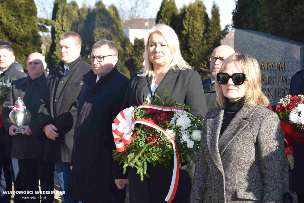 Pomnik gen. Romana Abrahama w Cieślach Małych