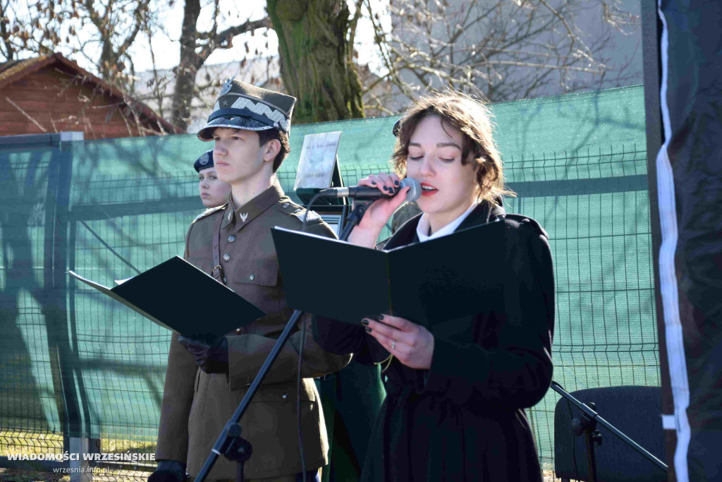 Pomnik gen. Romana Abrahama w Cieślach Małych