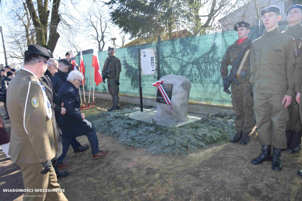 Pomnik gen. Romana Abrahama w Cieślach Małych