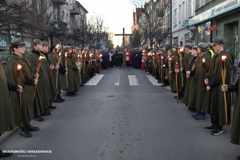 Droga Krzyżowa ulicami Wrześni