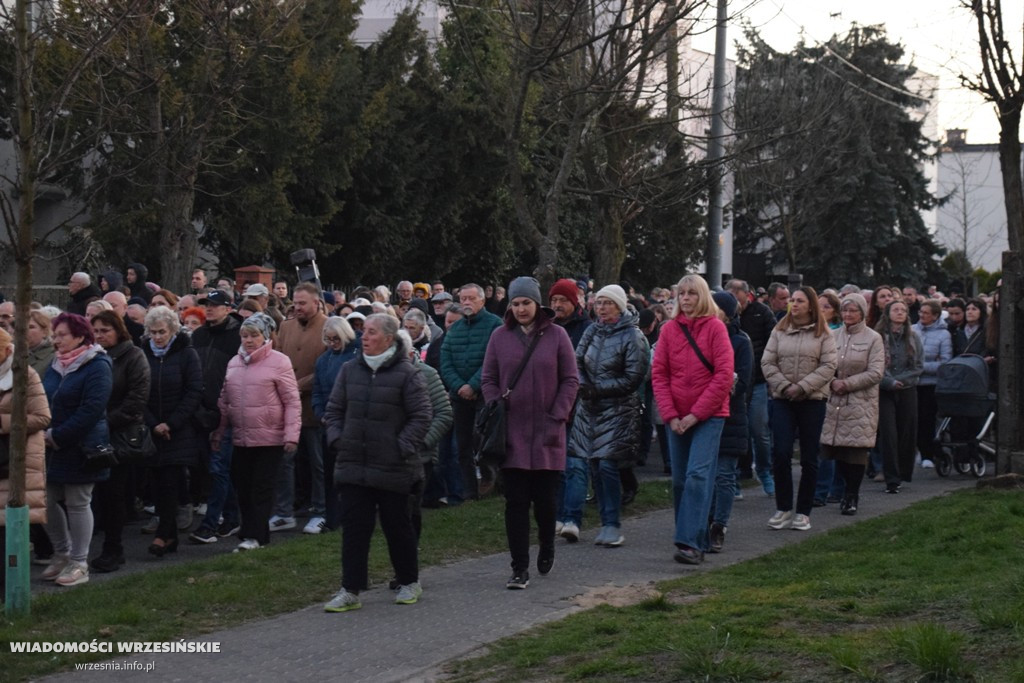Droga Krzyżowa ulicami Wrześni