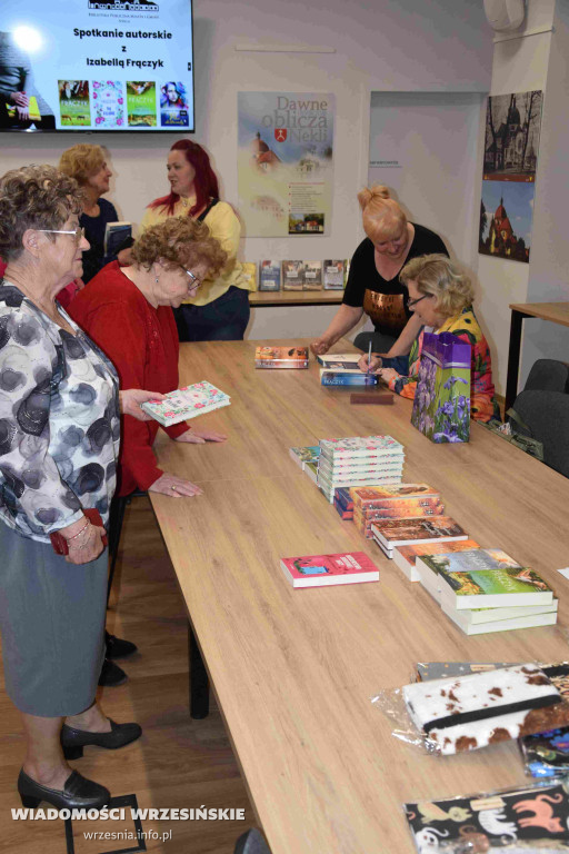 Spotkanie autorskie z Izabellą Frączyk w Nekli