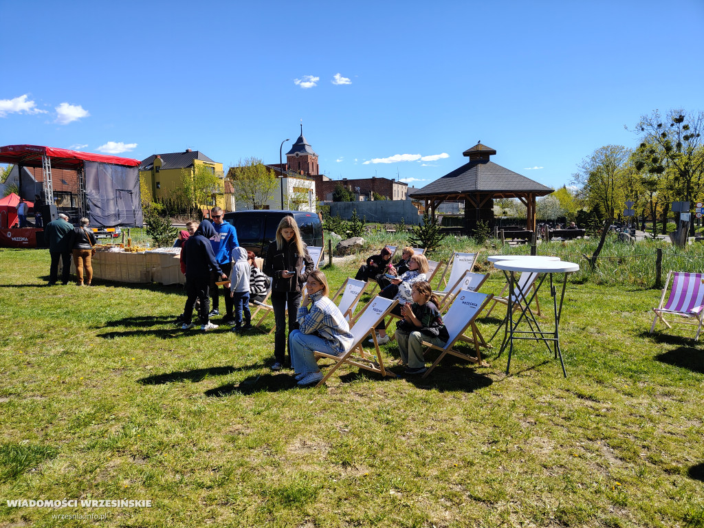 Psie spotkanie przy tężni na Wrzosowej
