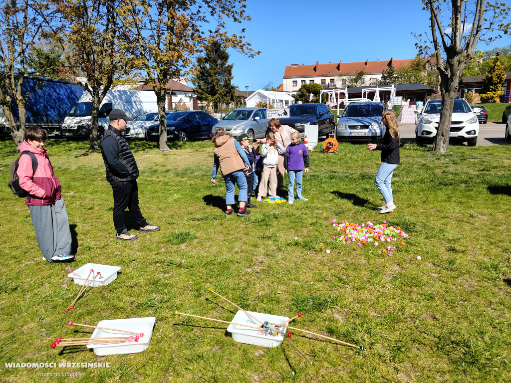 Psie spotkanie przy tężni na Wrzosowej